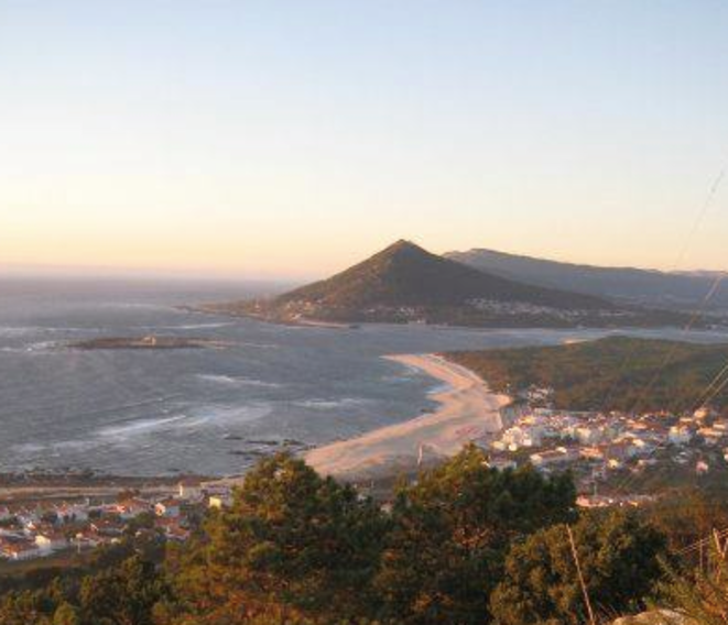 La Santa Tecla vue du côté portugais eu La Santa Tecla vue du côté portugais eu